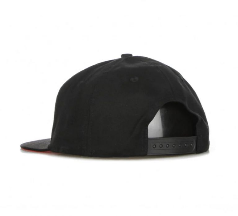 Classic Dot Snapback